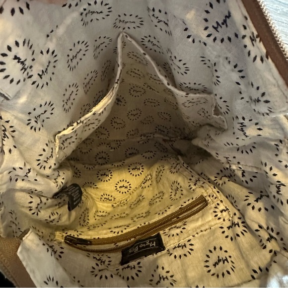 Myra Blossom Shoulder Crossbody Bag - Picture 3 of 13